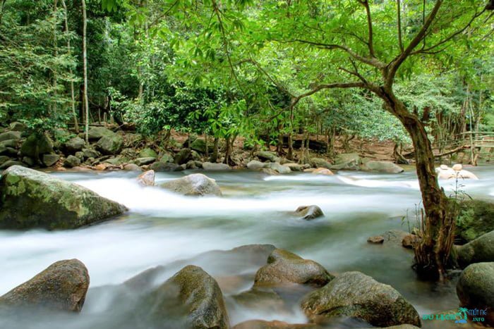 Truyền thuyết Thác Bà Tánh Linh