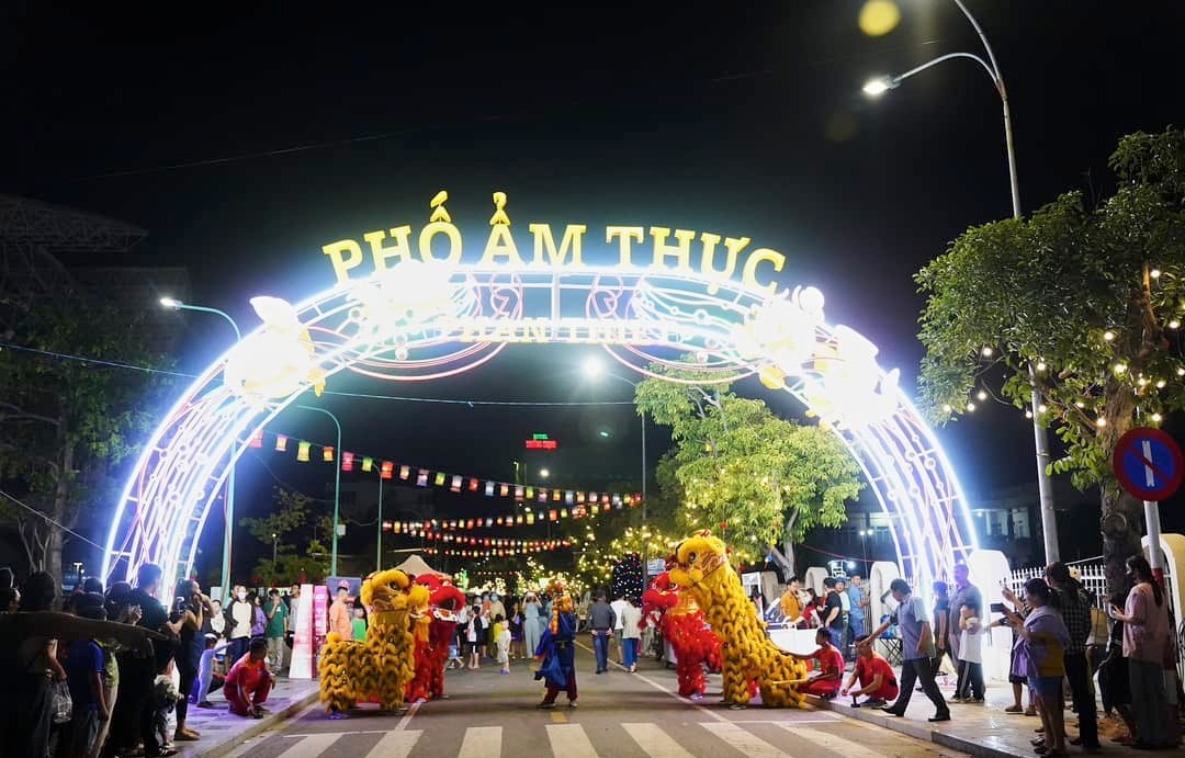 Phố ẩm thực Phan Thiết